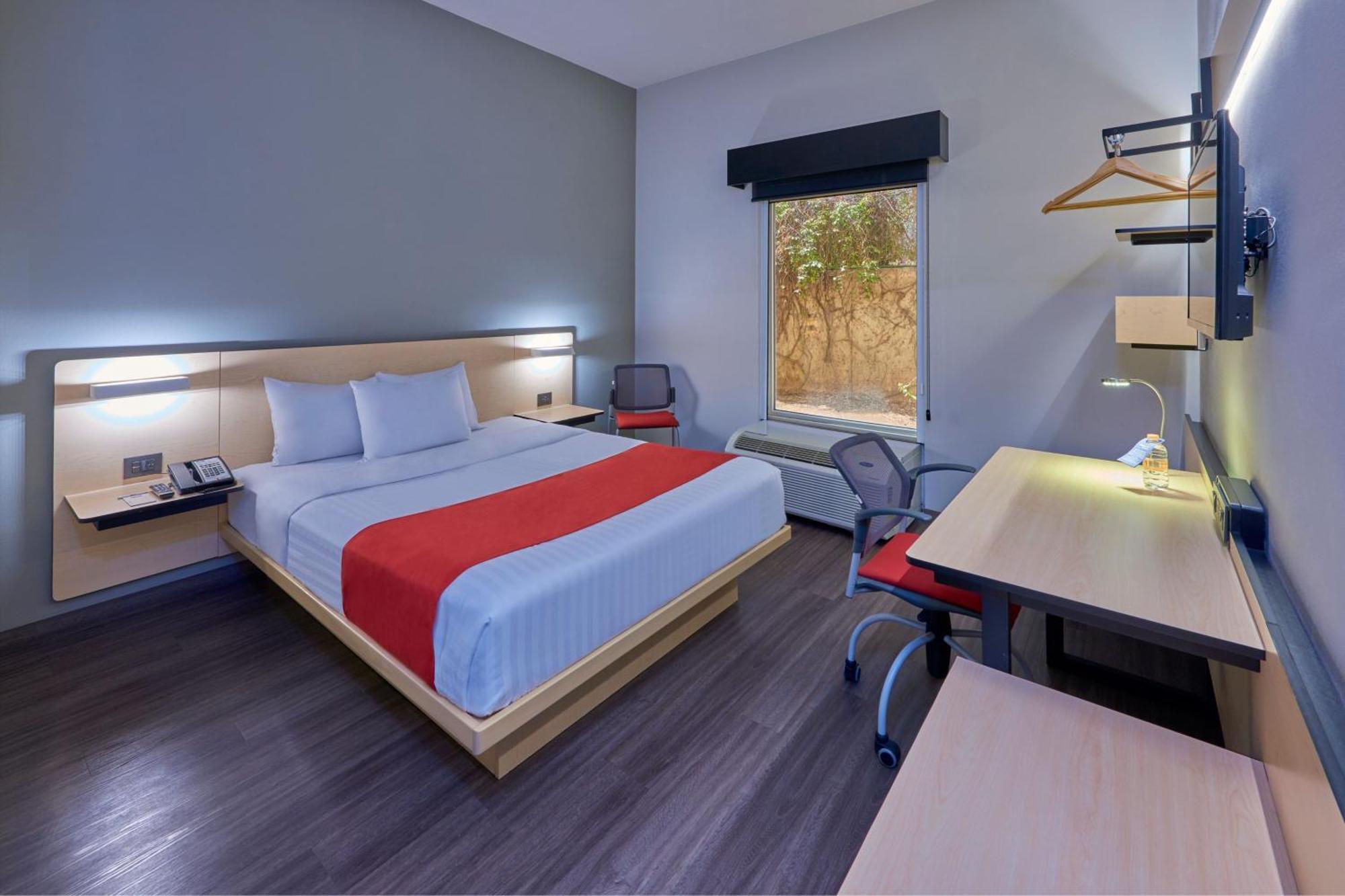 City Express By Marriott Chihuahua Exterior photo