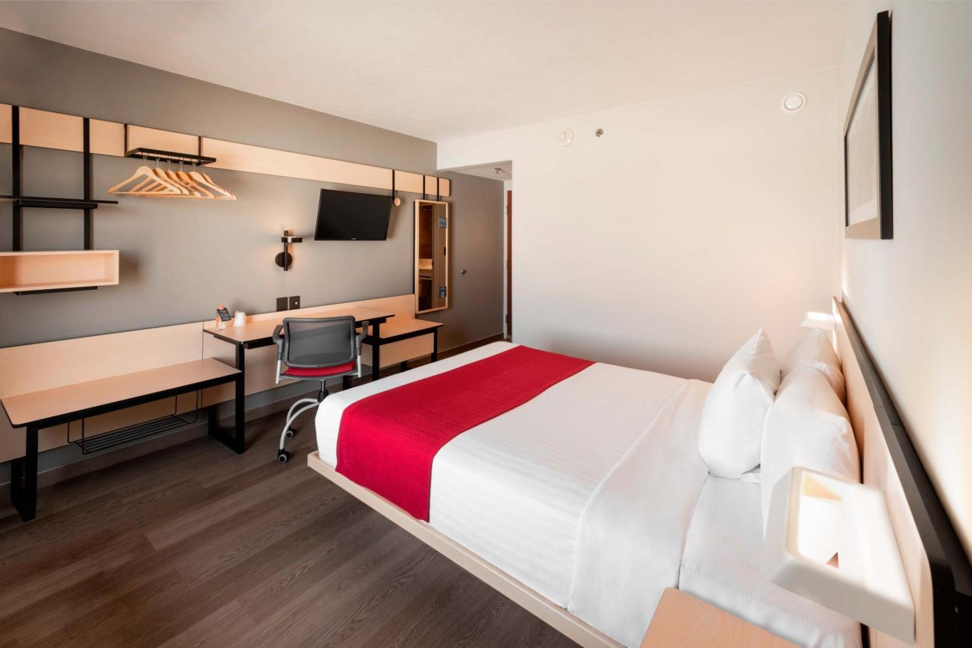 City Express By Marriott Chihuahua Exterior photo