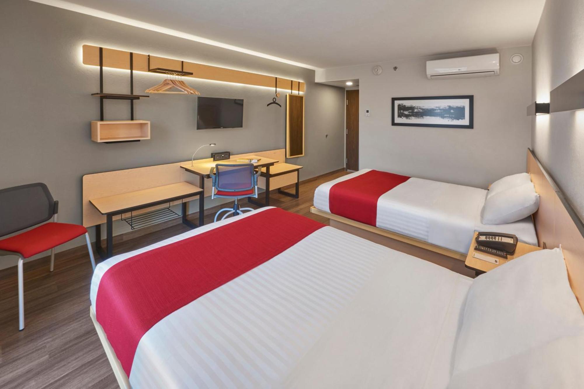 City Express By Marriott Chihuahua Exterior photo