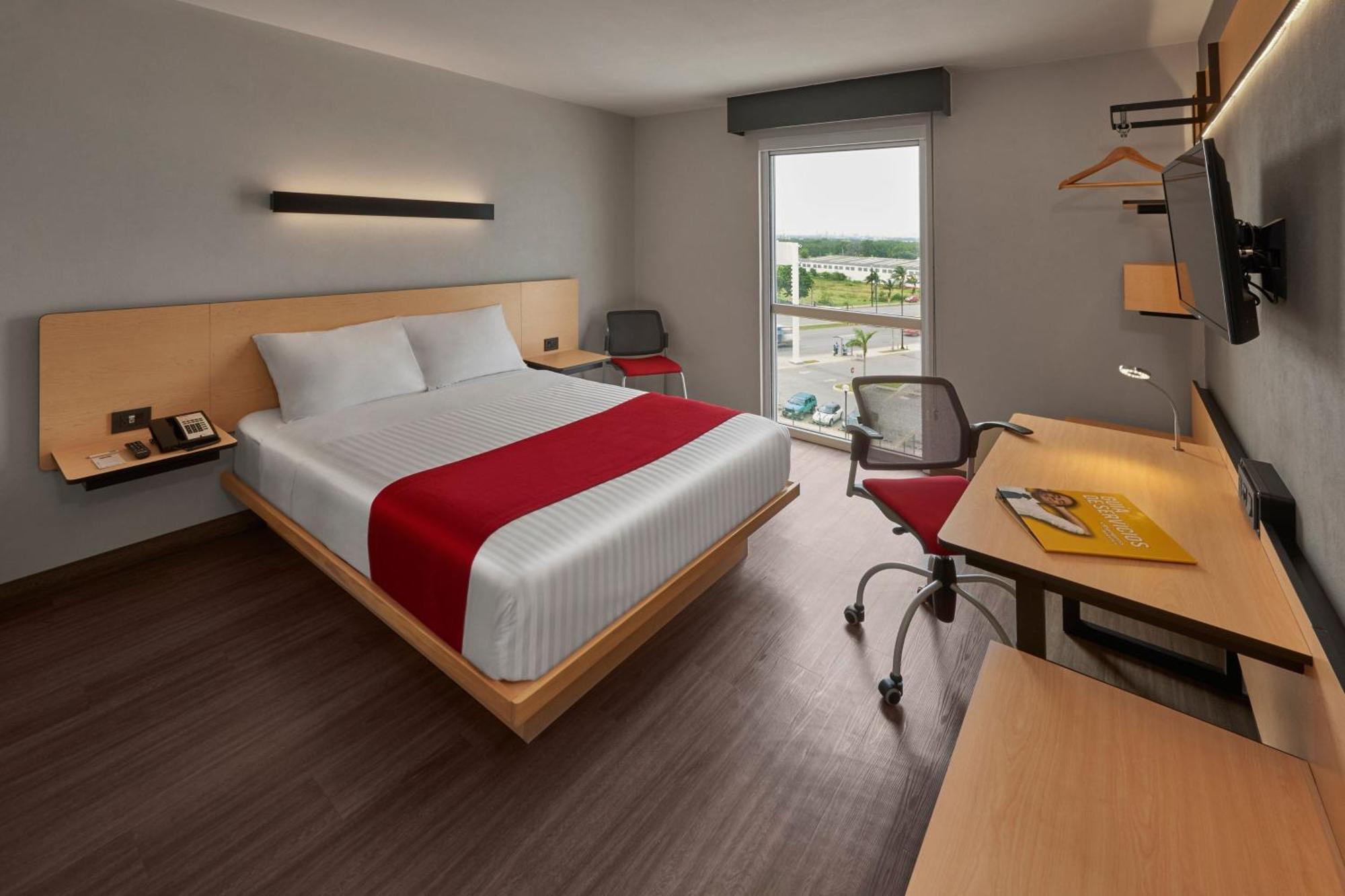 City Express By Marriott Chihuahua Exterior photo