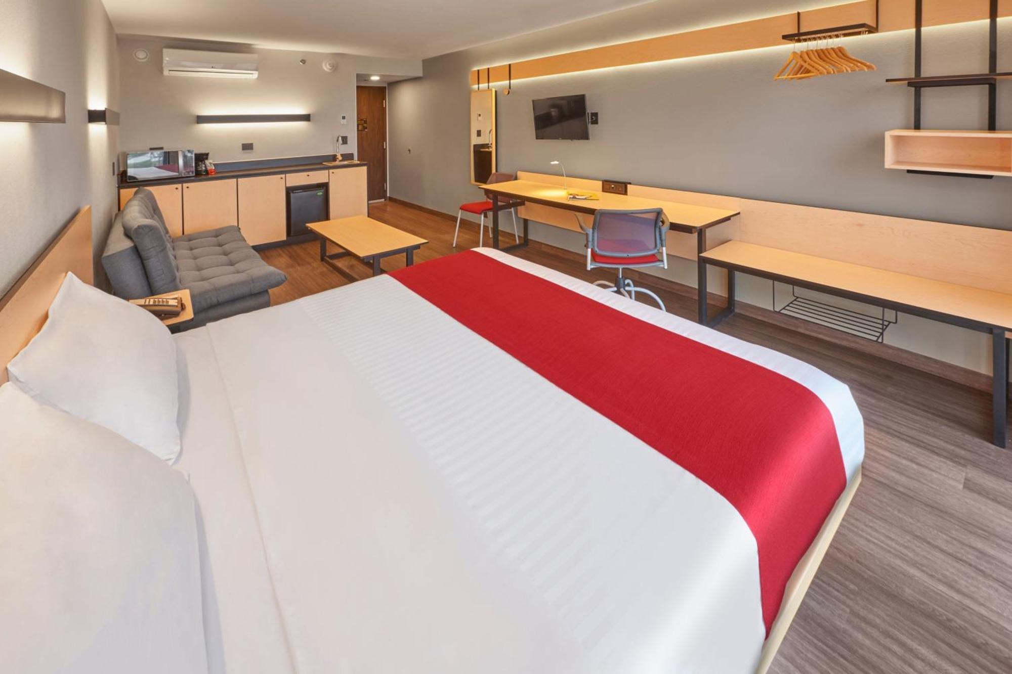 City Express By Marriott Chihuahua Exterior photo